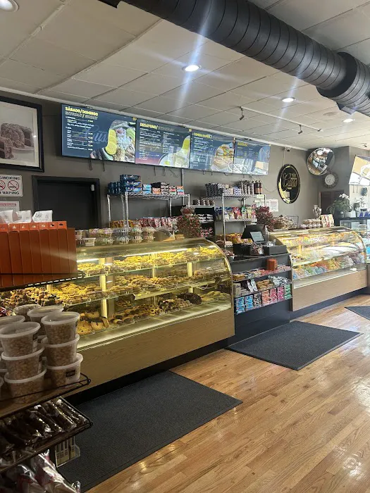 Guss Bakery Picture 10