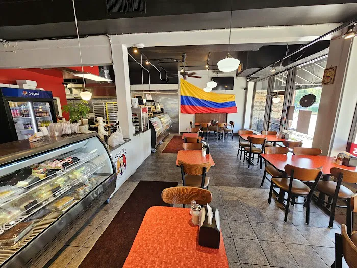 Pan y Pizza Pa' Ya- Irving Park Picture 4