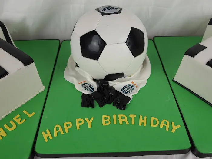 Levinson's Bakery Picture 3
