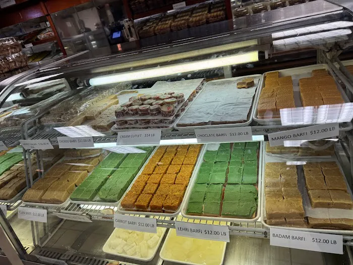 Tahoora Sweets & Bakery Picture 2