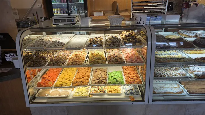 Calumet Bakery Picture 2