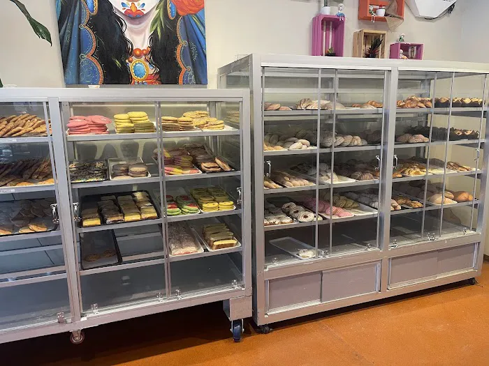Aracely's Bakery Picture 8