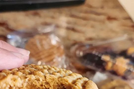 Mickii's - Cookies, Cobblers & More