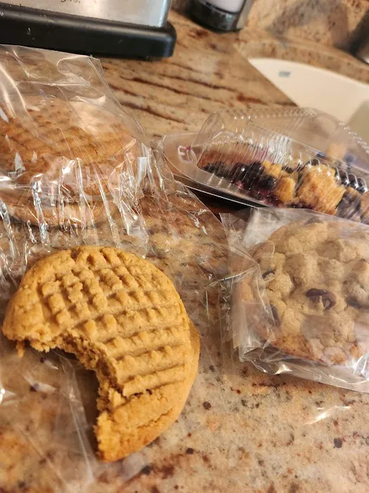 Mickii's - Cookies, Cobblers & More Picture 2