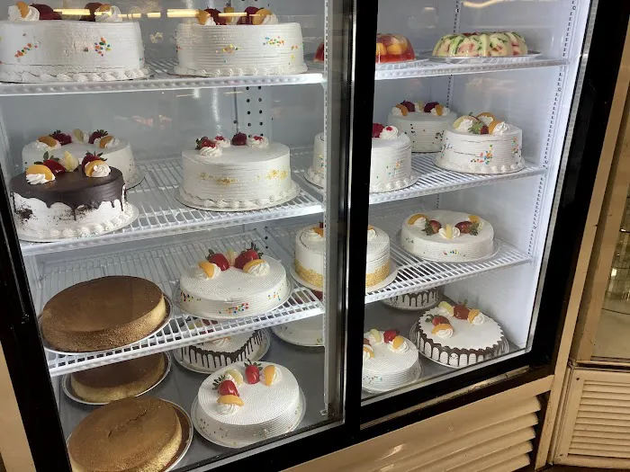 Salgado's Bakery Picture 9