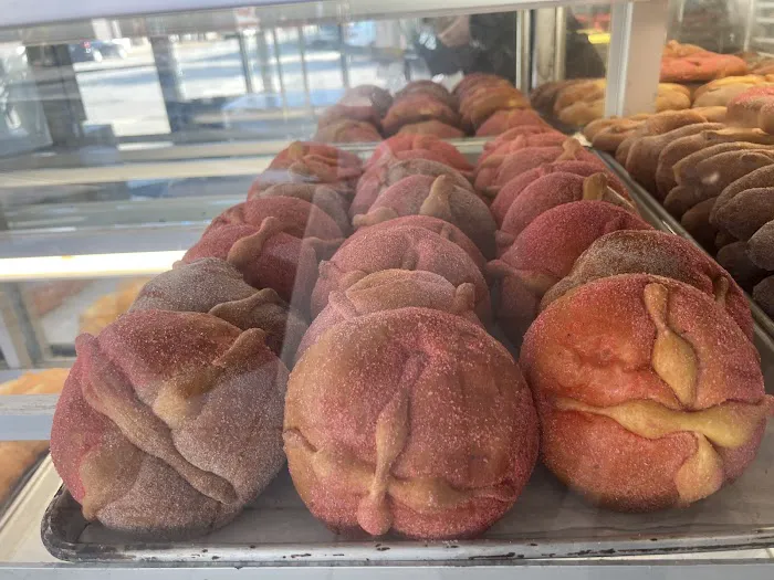 Salgado’s bakery Picture 5