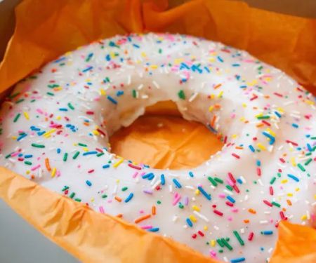 Somethinu2019 Sweet Donuts