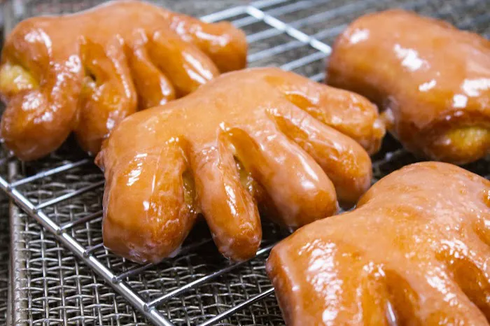 Somethin’ Sweet Donuts Picture 2