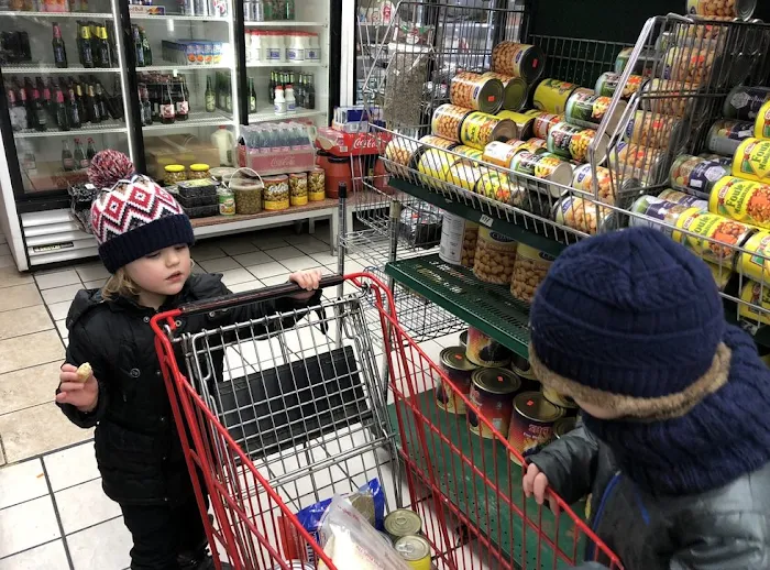 Feyrous Pastries & Groceries Picture 4