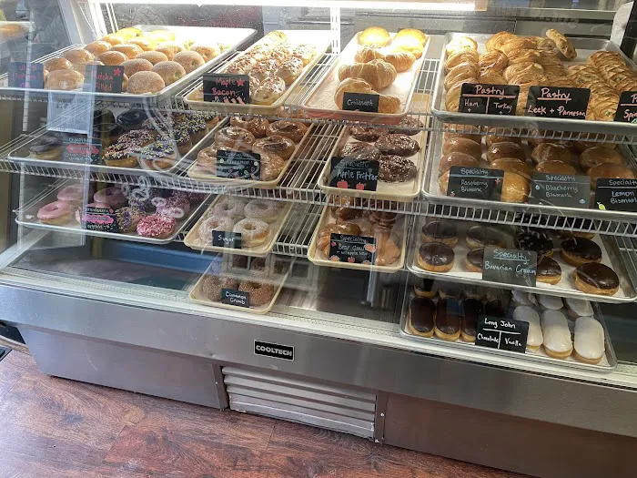 Somethin' Sweet Donuts Picture 7