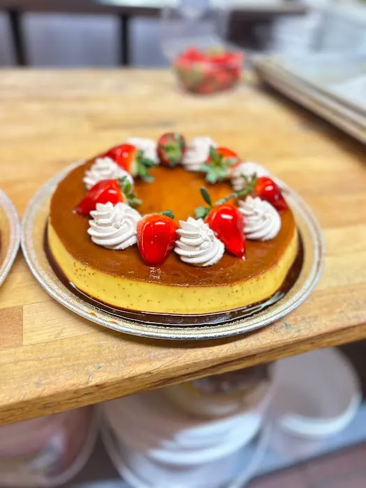 La Luna Bakery Picture 8