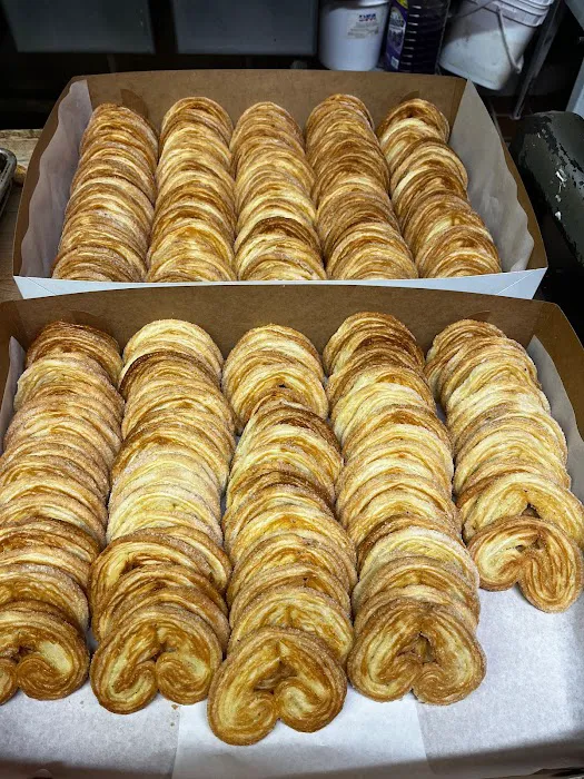 La Luna Bakery Picture 3