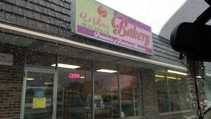 La Rosa Bakery Picture 3