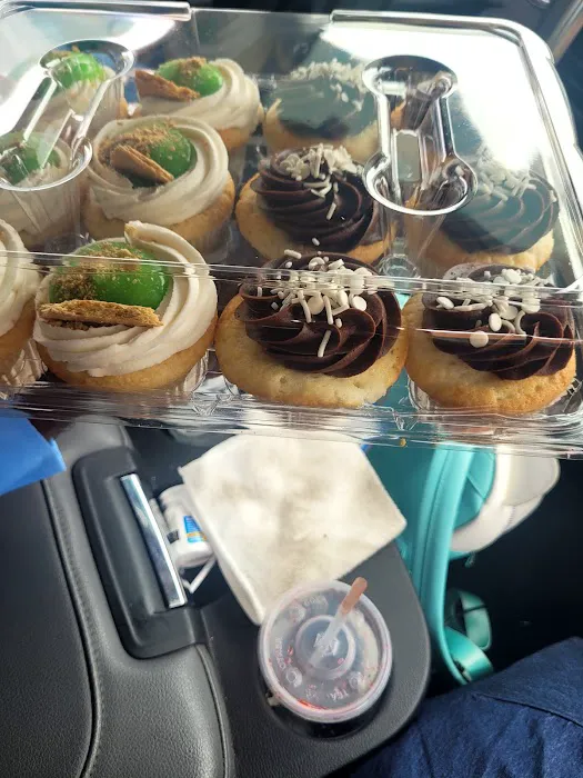 Tasty Treats Bakery Picture 10