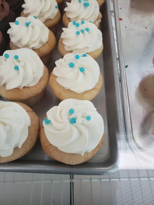 Tasty Treats Bakery Picture 4