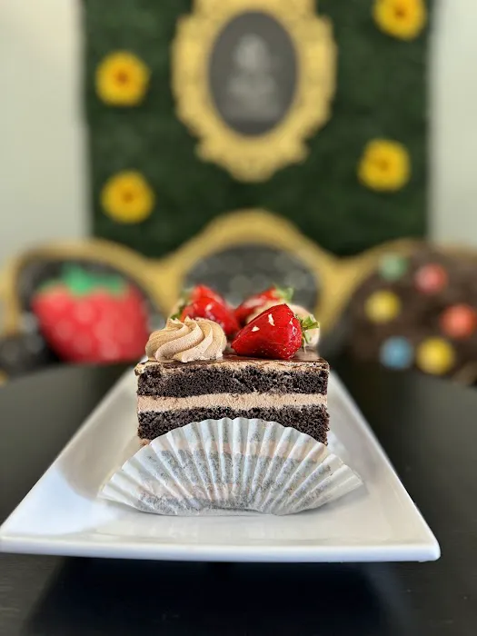Luxe Cakes Panaderia Picture 7