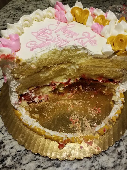 Reuter's Bakery Picture 8