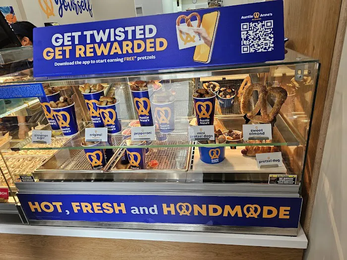 Auntie Anne's Picture 3