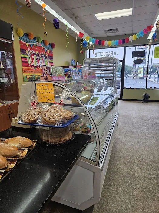 La Baguette Mexican Bakery Picture 5