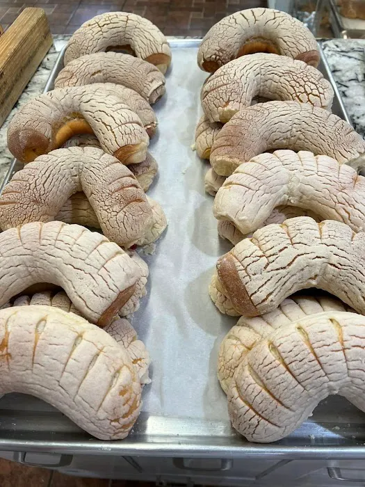La Dulce Bakery, Inc. Picture 4