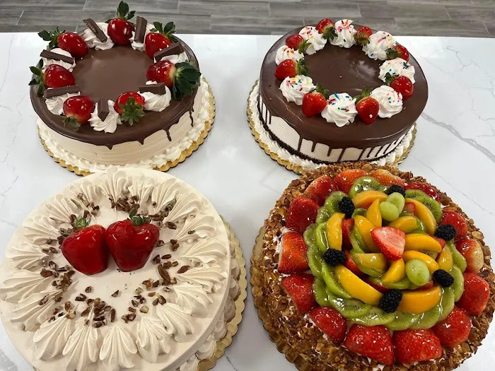 La Fina Bakery LLC Picture 2
