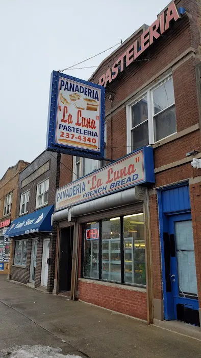 La Luna Bakery Panaderia Picture 3