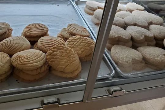 La Luna Bakery Panaderia