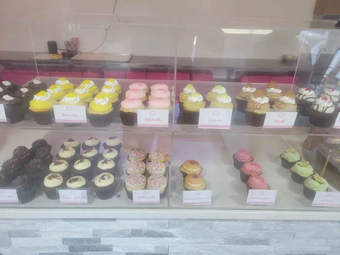 SmallCakes Cupcakery Picture 10
