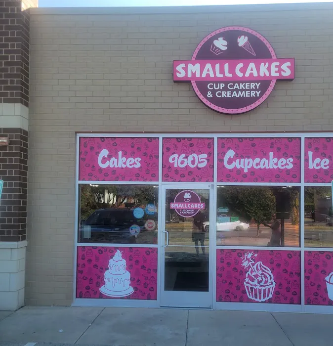 SmallCakes Cupcakery Picture 4