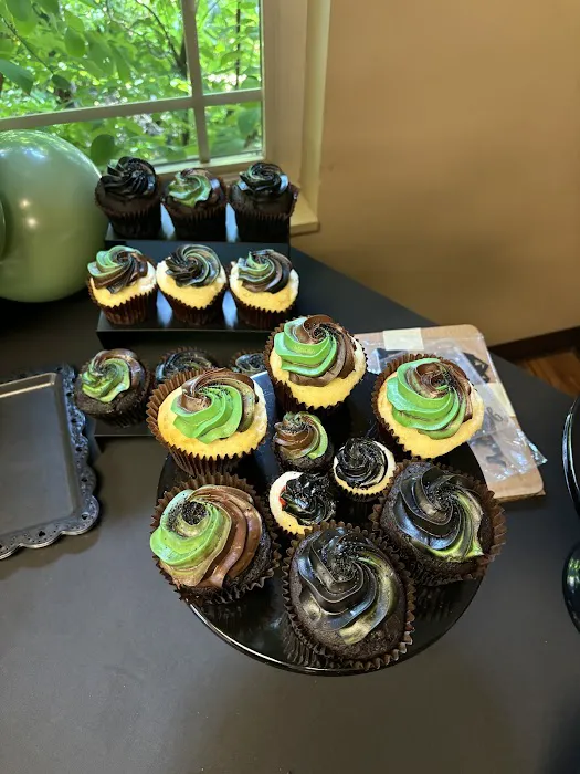 SmallCakes Cupcakery Picture 7