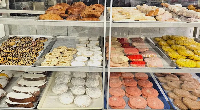 SAN MARTIN BAKERY Picture 4