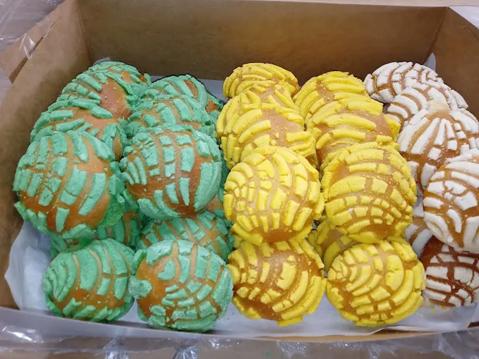 Blanquita's Bakery Picture 6