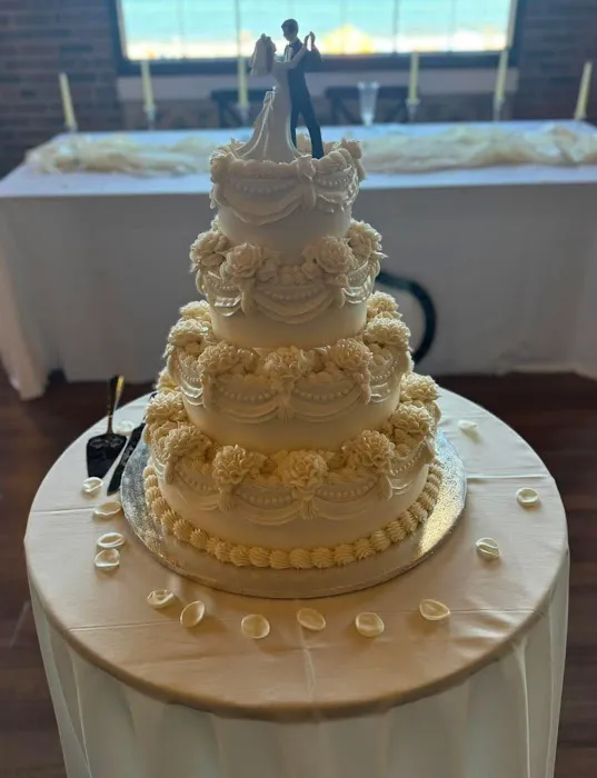 Almira's Pastry & Wedding Cake Shop Picture 2