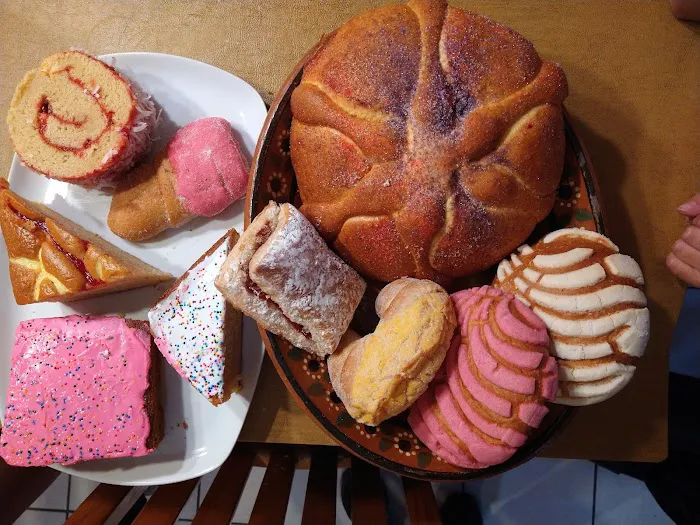 Santa Maria Bakery 1 Picture 3