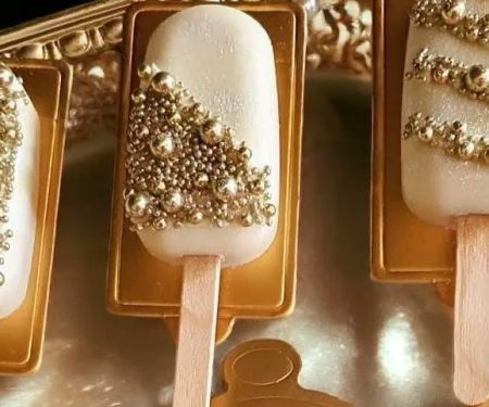 Kristiu2019s Cake Treats