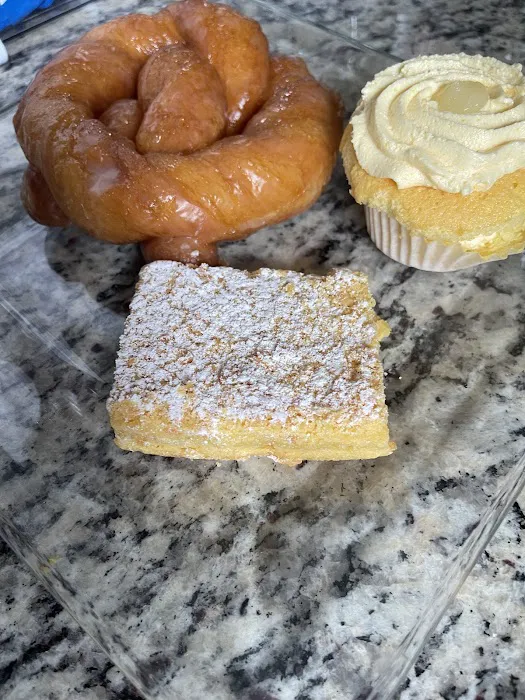 Wolf's Bakery Picture 10