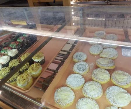 Wolf's Bakery