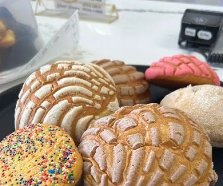 La Concha Bakery