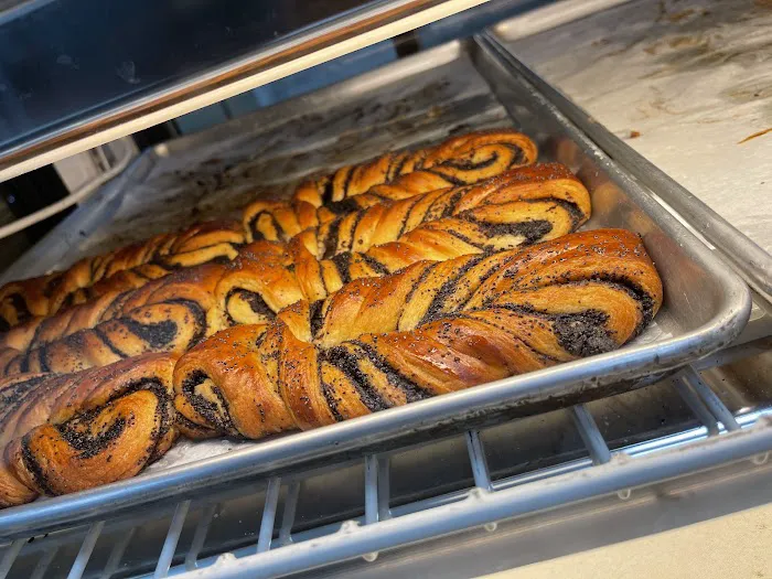 Tanoor Bakery مخبز وحلويات تنور Picture 1