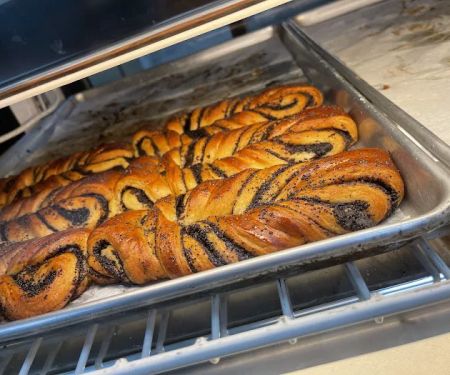 Tanoor Bakery u0645u062eu0628u0632 u0648u062du0644u0648u064au0627u062a u062au0646u0648u0631