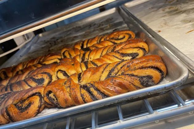 Tanoor Bakery مخبز وحلويات تنور