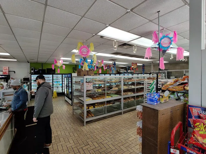 La Perla Tapatia Bakery - Jimenez Picture 6