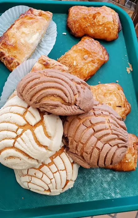 La Central Bakery Picture 5