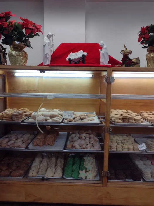 La Central Bakery Picture 9