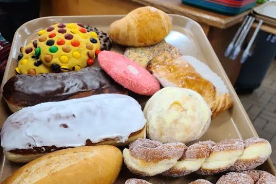 La Central Bakery