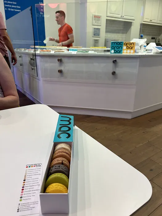 Macaron Bar Andersonville Picture 3