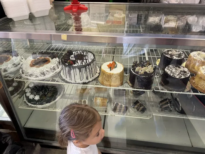 M Bakery Picture 3