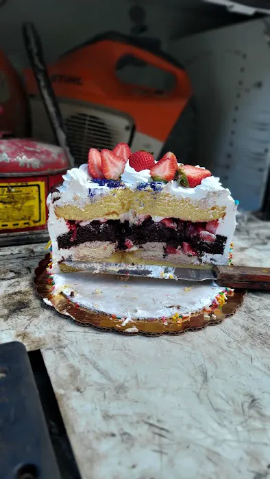 Forest Park Bakery Picture 10