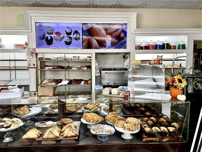 Forest Park Bakery Picture 3
