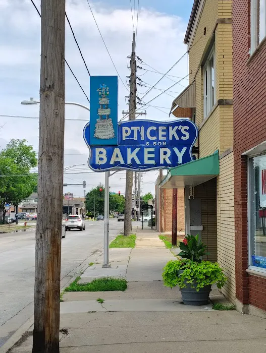Pticek’s & Son Bakery Picture 1